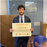 Insegnante di diritto penale e civile; 
Puglia; Avvocato Penalista